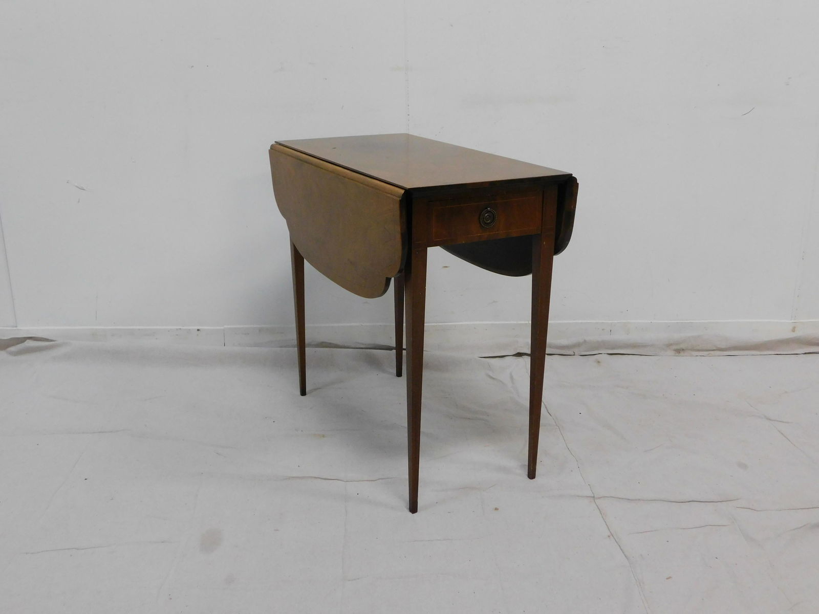 Johnson Handley Mahogany Pembroke Side Table: Johnson Handley Mahogany Pembroke Side Table. String Inlay, One Drawer, Dovetailed Construction in good condition. 28"H x 16.5"W x 30"L with leaves down. ***Auctioneers Note- This is one of a Matching