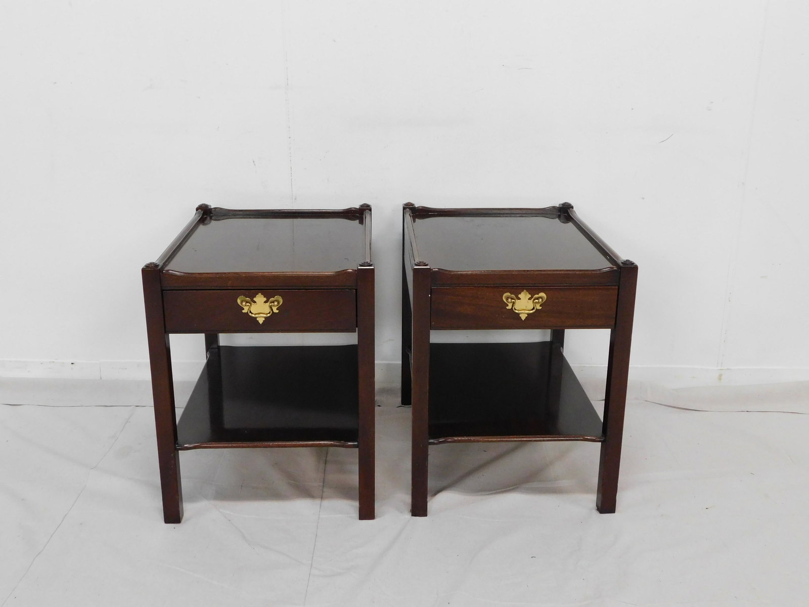 Pair of Hickory Chair Co Solid Cherry End Tables: Pair of Hickory Chair Co Solid Cherry End Tables, James River Plantation, in good condition, Large Burn in Mark in drawers, Brass Hardware, Dovetailed Drawers, High Quality Furniture, 23''H x 18''W x 