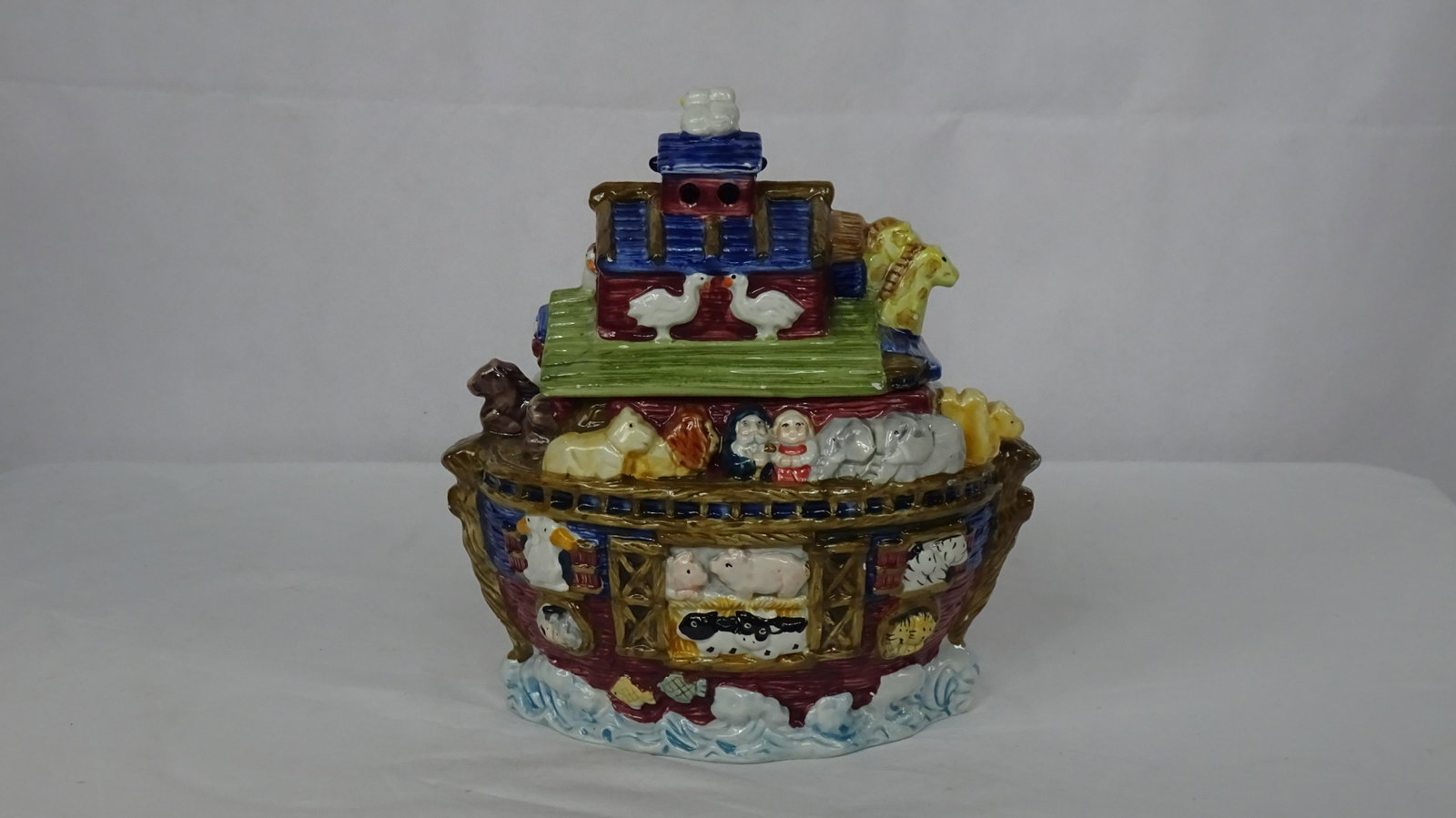 Ceramic Noah's Arc Cookie Jar: Ceramic Noah's Arc Cookie Jar in good condition with some small glaze chips. 11"H