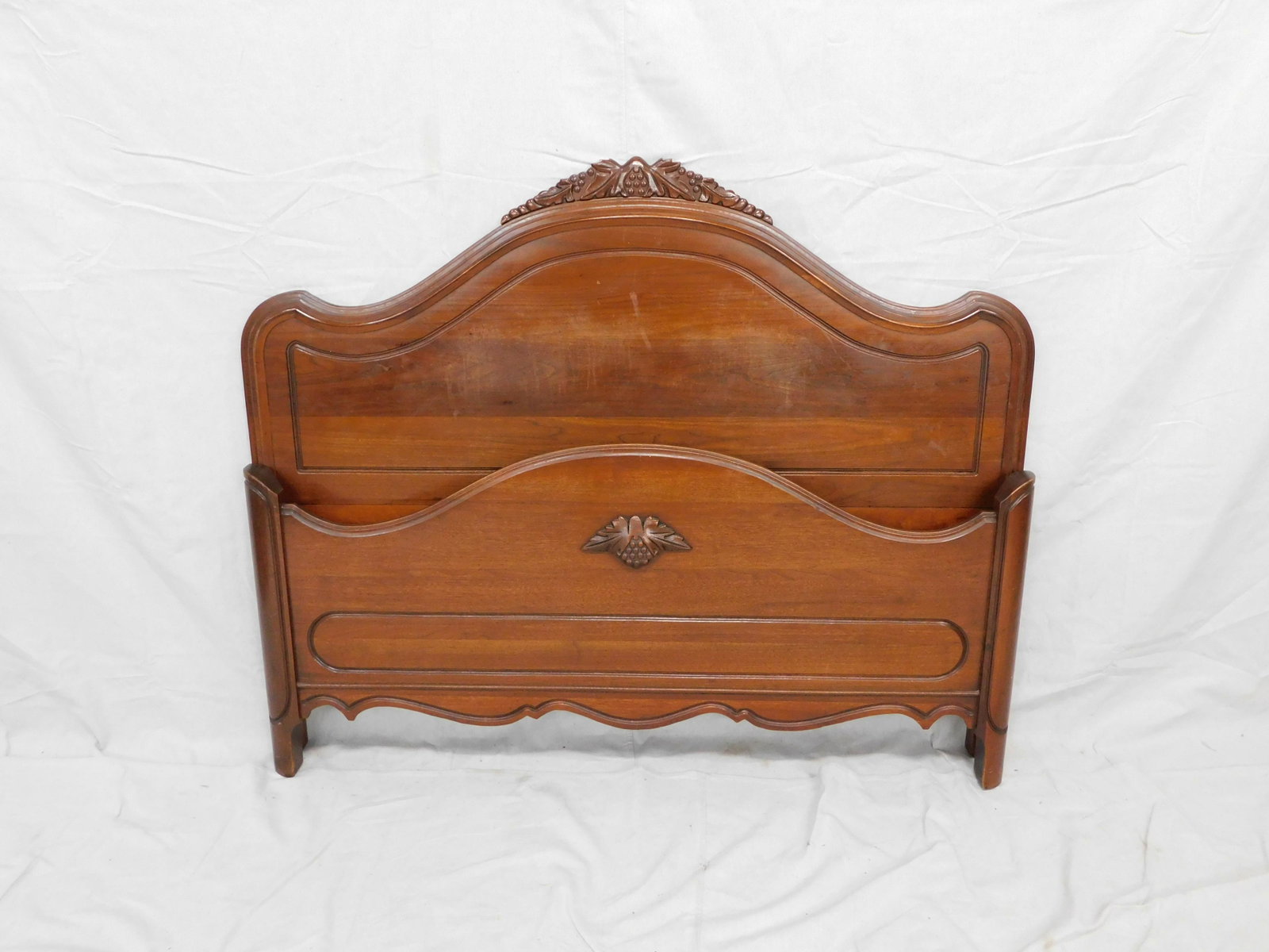 Lillian Russell Davis Cabinet Co Bed: Lillian Russell Davis Cabinet Co Bed in good condition, with wooden rails, Full Size, 46''H x 56.5''W ***Auctioneer Note: This is part of a Bedroom Suite, If interested in all pieces, please bid on co
