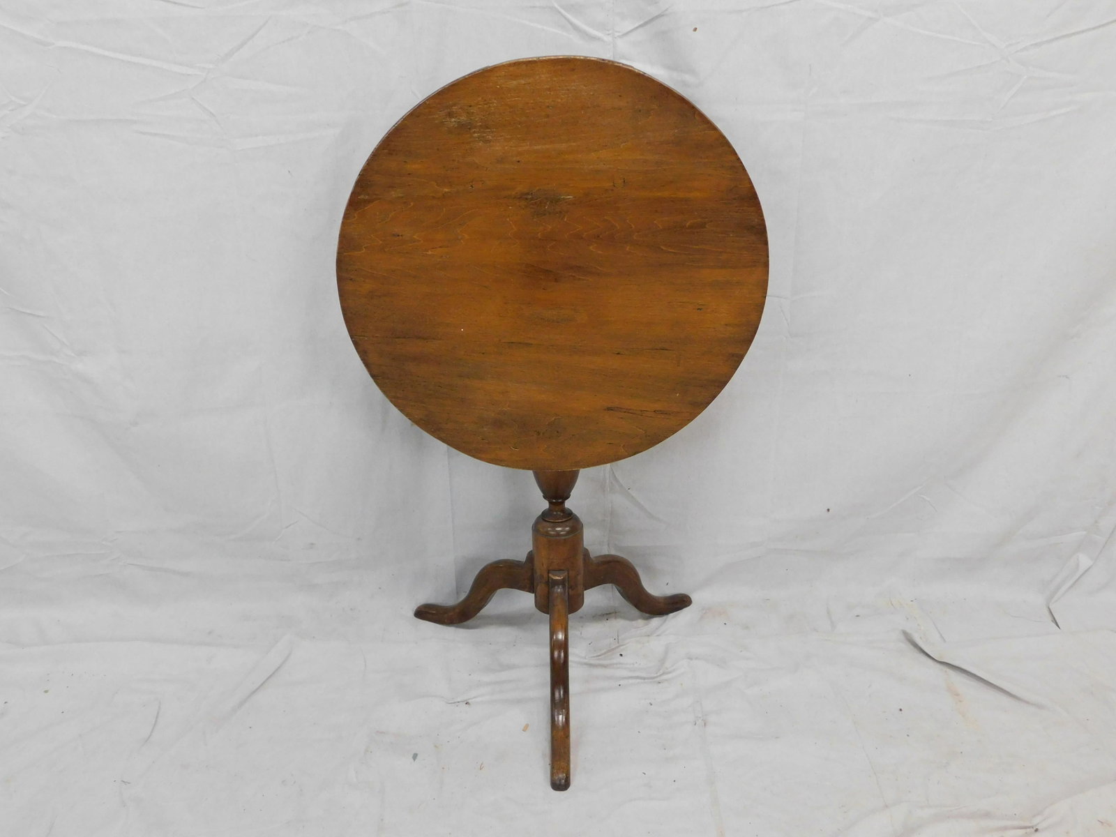 Antique Flip Top Tripod Table: Antique Flip Top Tripod Table in good condition, 27.5''H x 24.25''dia