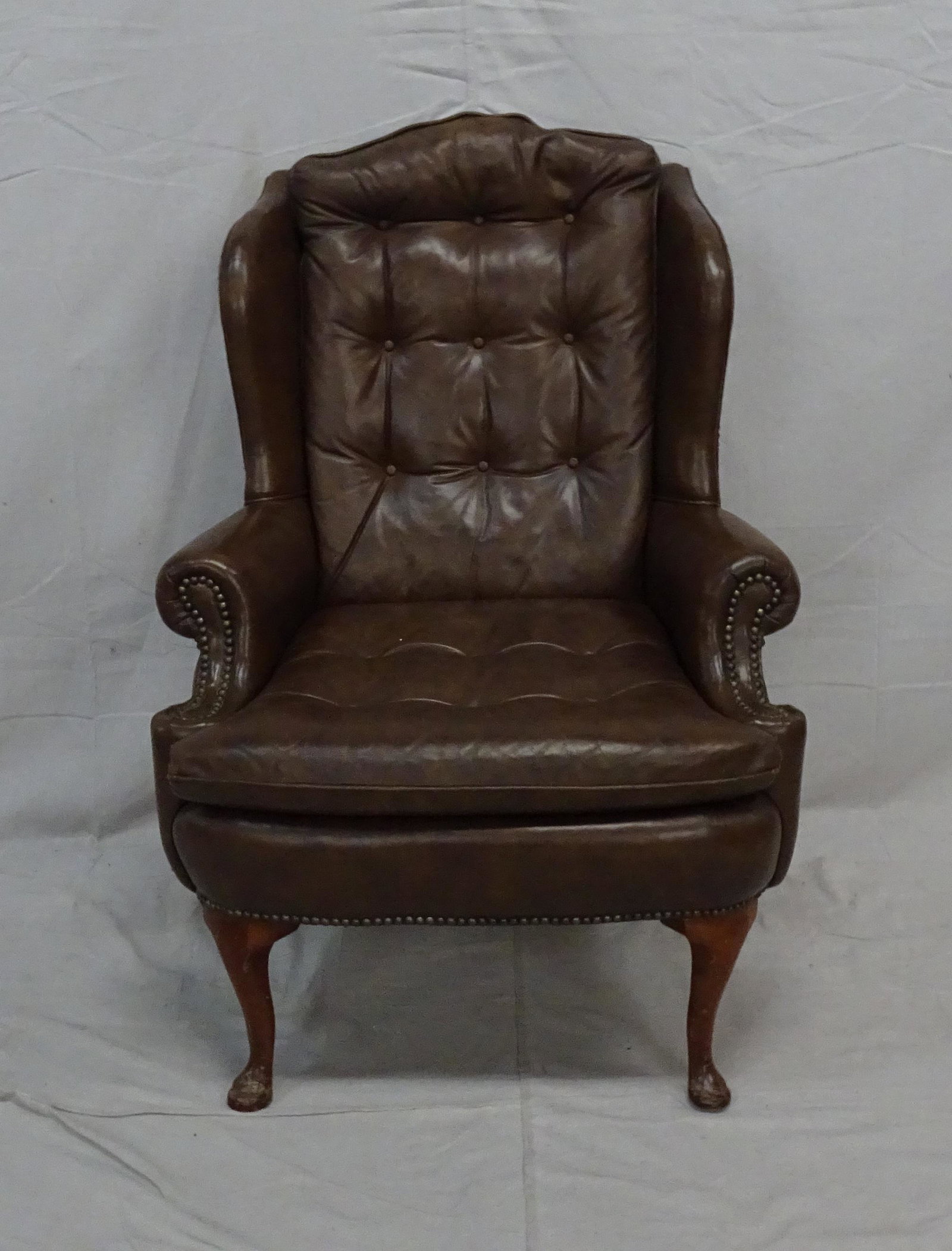 Vintage Leather Wing Back Chair by Classic: Vintage Leather Wing Back Chair by Classic in good condition, Queen Anne, 44''H x 32''W x 31''D