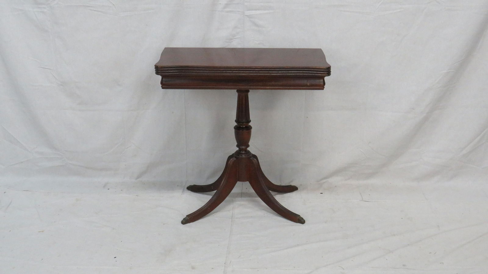 Vintage Mahogany Flip Top Game Table (1 of 4)