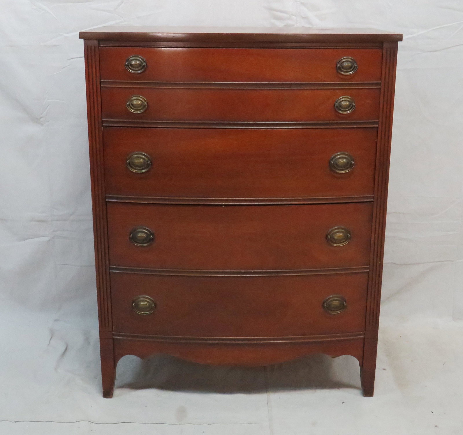 Dixie Bowfront Mahogany Chest of Drawers: Dixie Bowfront Mahogany Chest of Drawers in good condition, tops shows some scratches and signs of use, Duncan Fyfe, 46.5''H x 36.25''W x 19.75''D