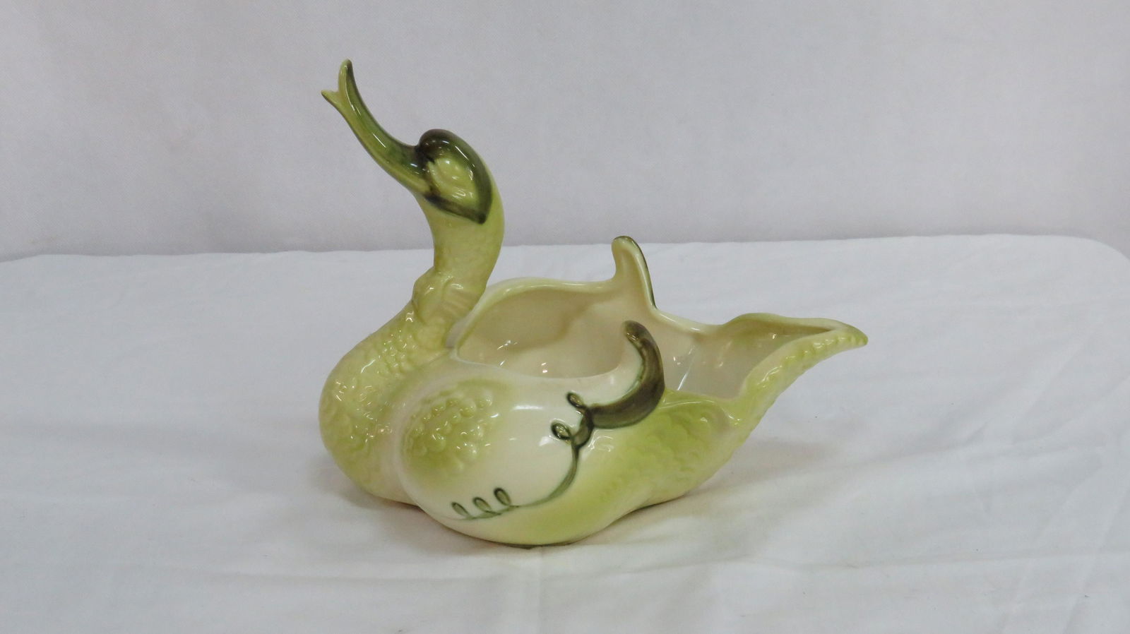 Vintage Mid Century Hull Pottery Duck Planter (1 of 5)