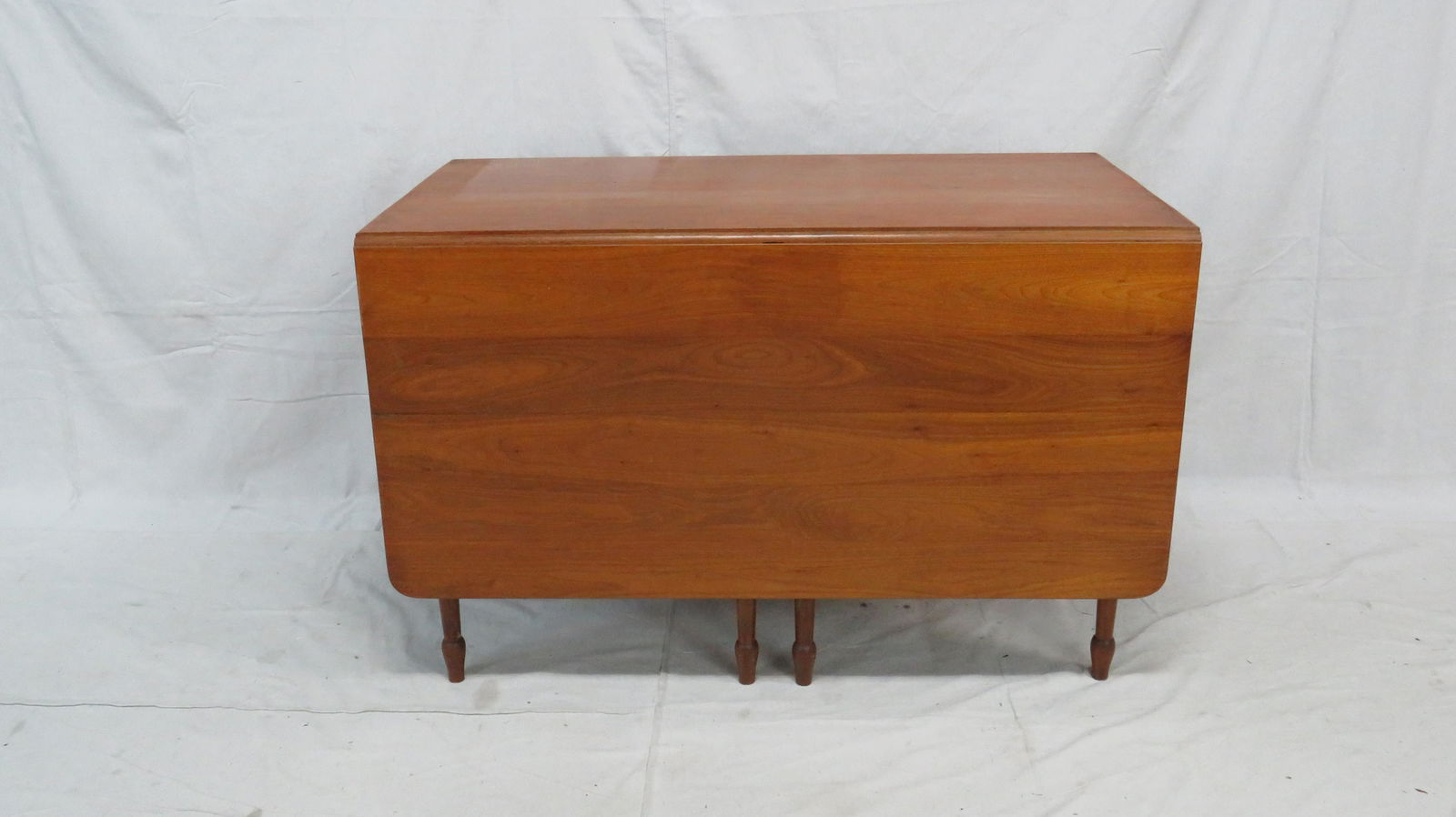 Vintage Gateleg Drop Leaf Table (1 of 4)