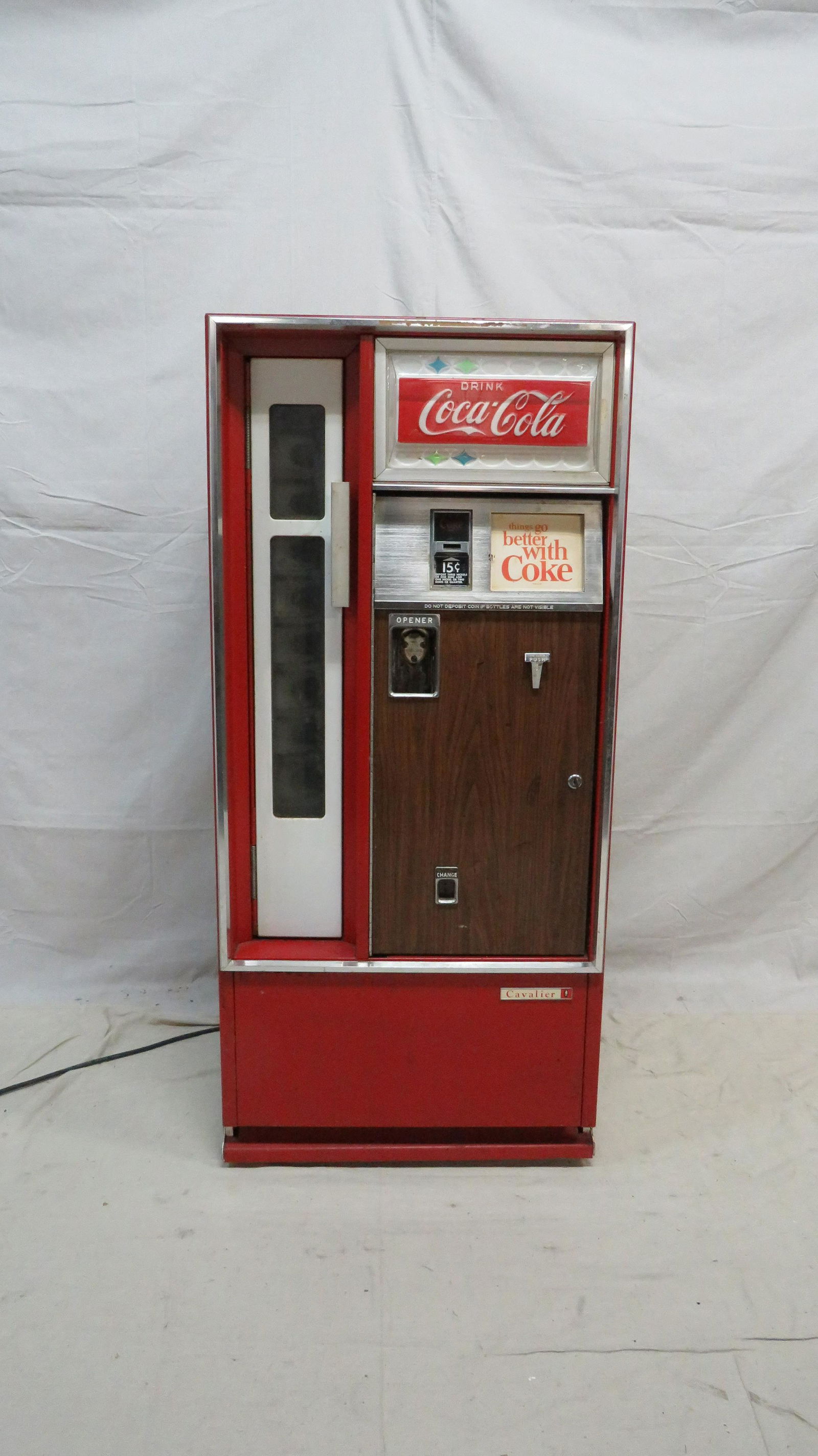 Cavalier Coca Cola 15c Bottle Vending Machine (1 of 9)