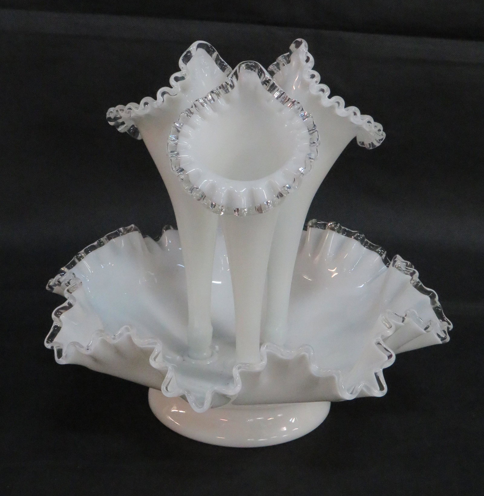 Vintage Fenton Silvercrest Epergne (1 of 5)