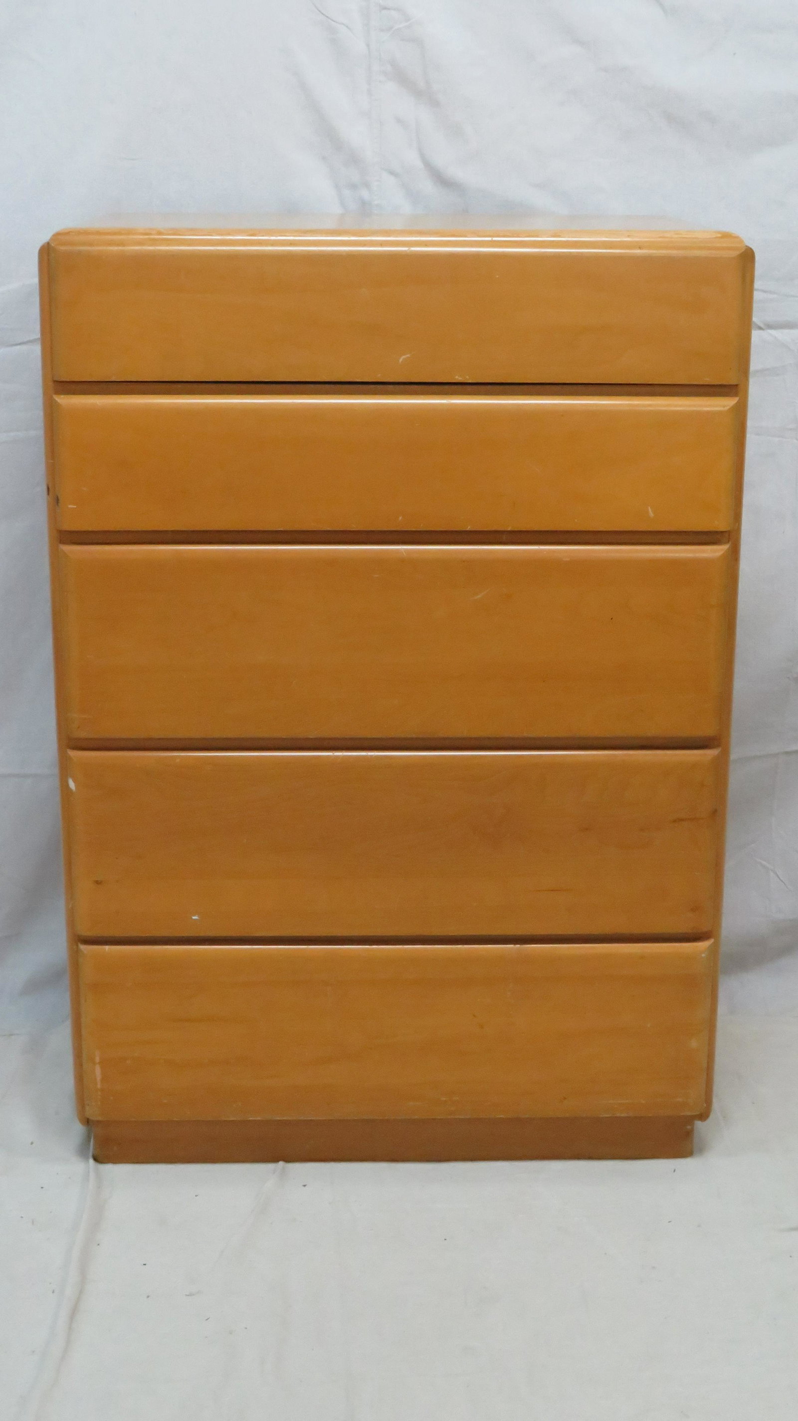 Vintage MCM Harmony House Chest of Drawers (1 of 3)