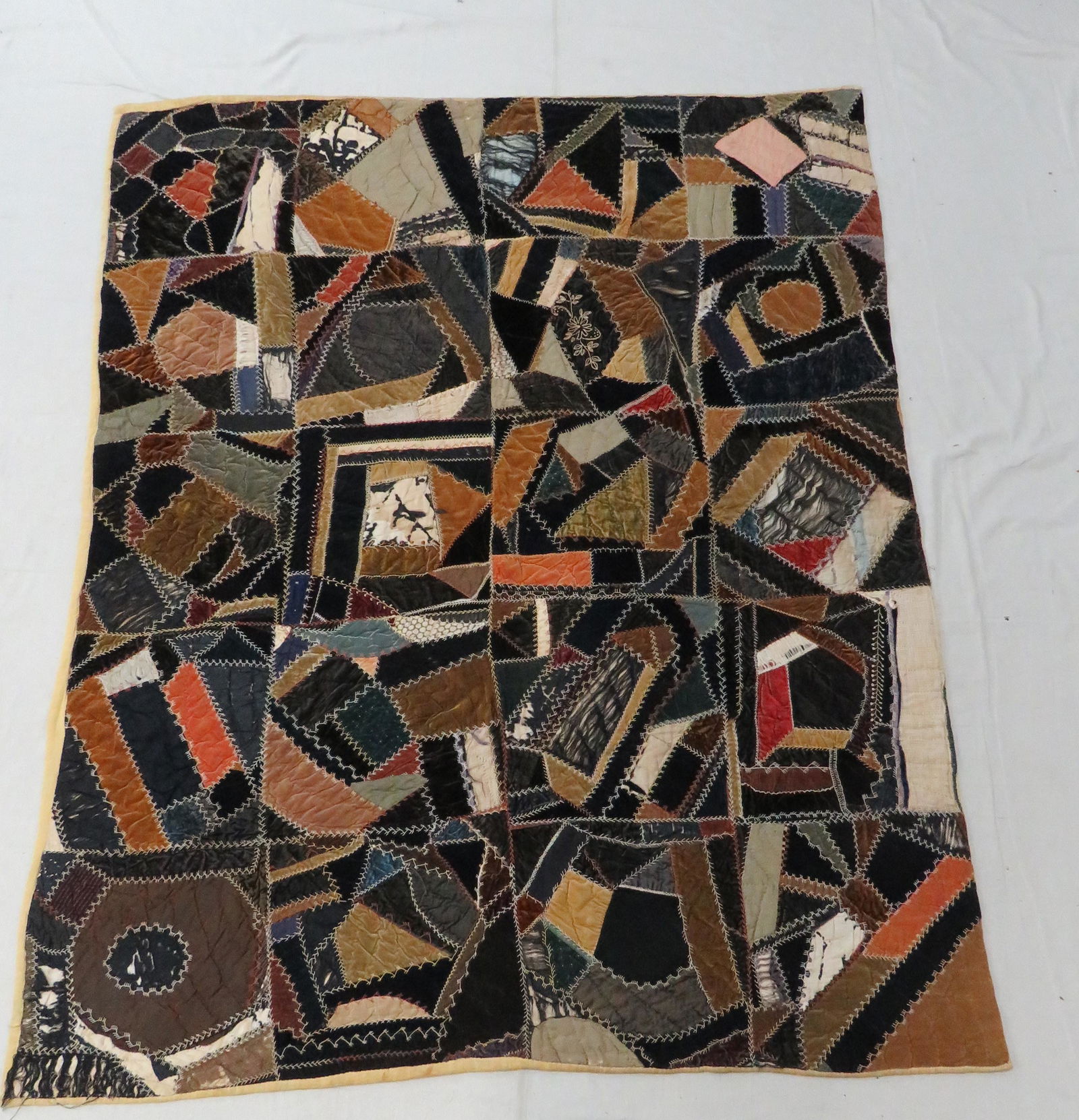 Early 1900's Hand Stitched Quilt (1 of 6)