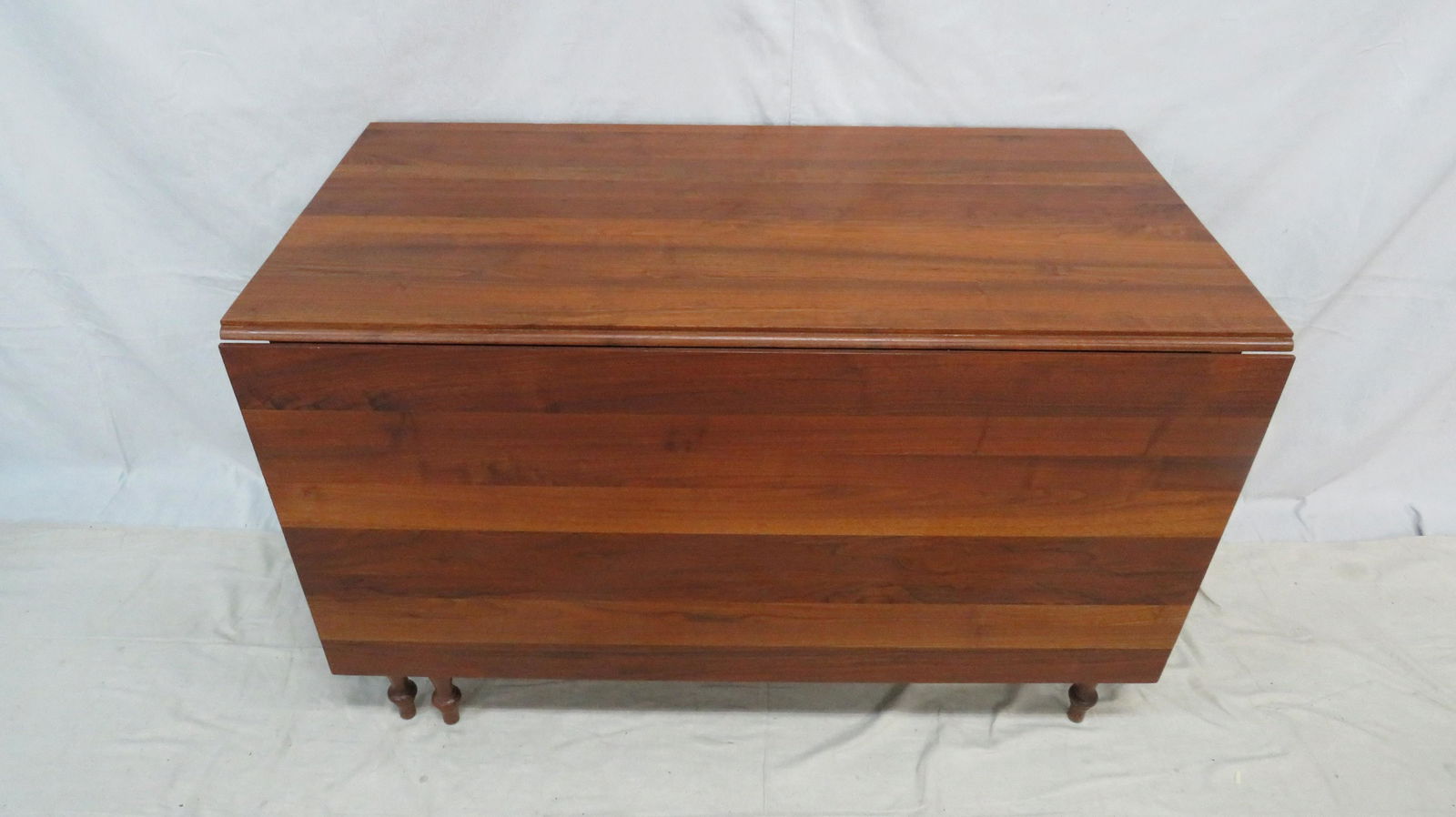 Antique Cherry Drop Leaf Table (1 of 3)