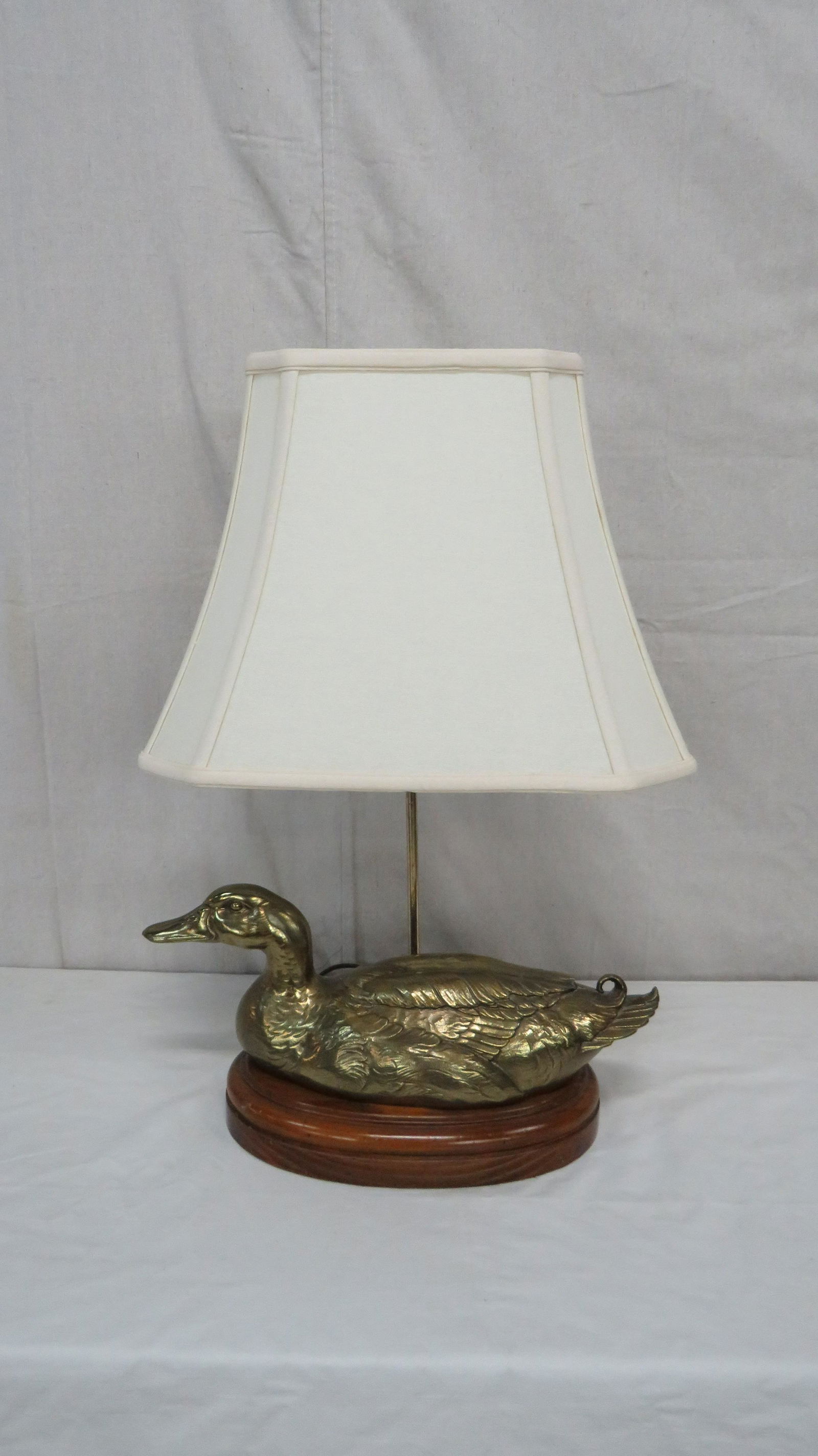 Brass Duck Table Lamp (1 of 4)