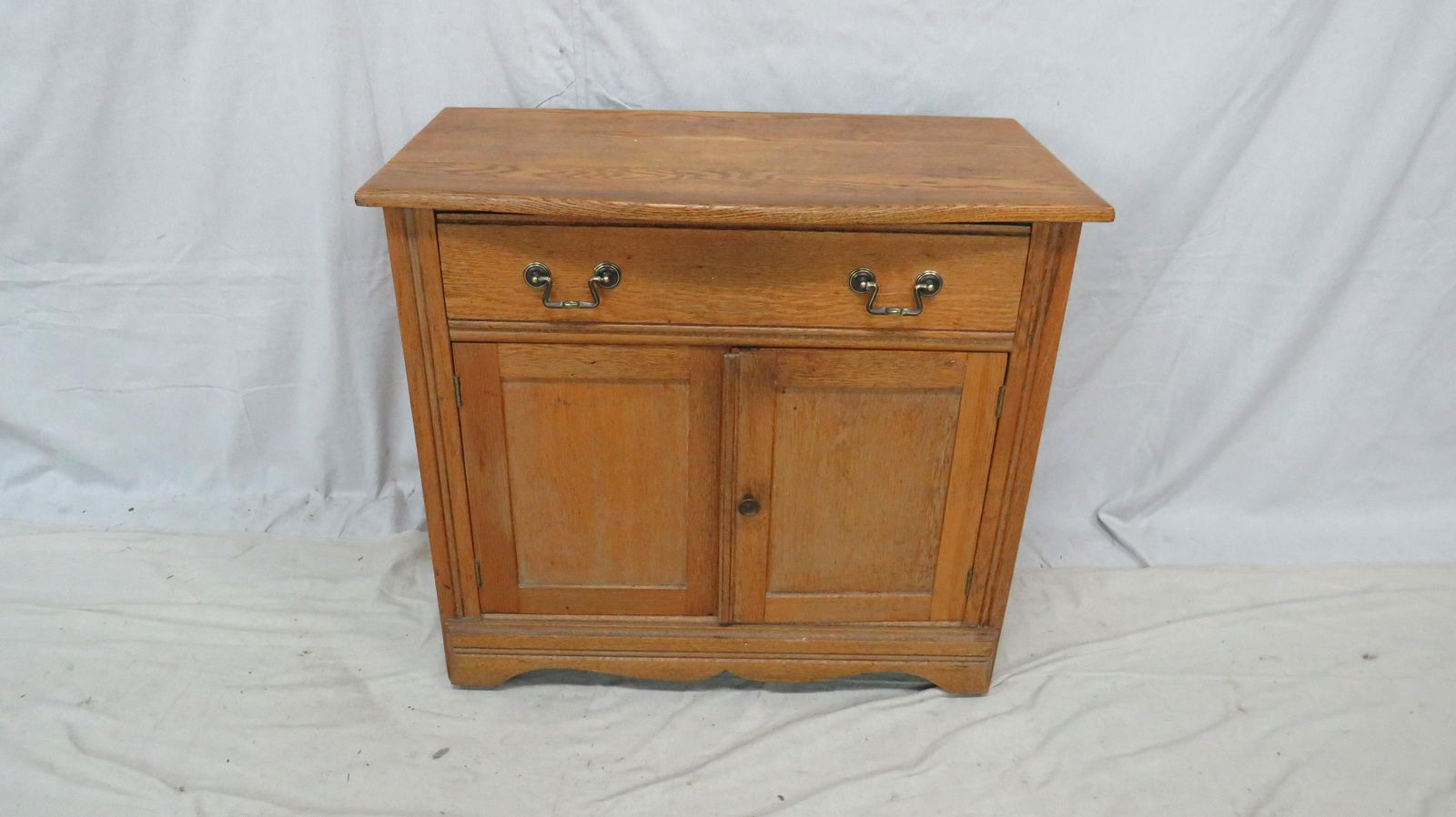 Oak Washstand (1 of 4)