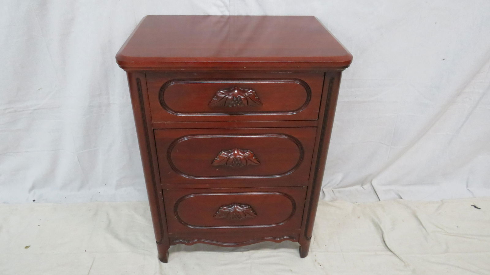 Davis Cabinet Co Lillian Russell Cherry Nightstand (1 of 7)
