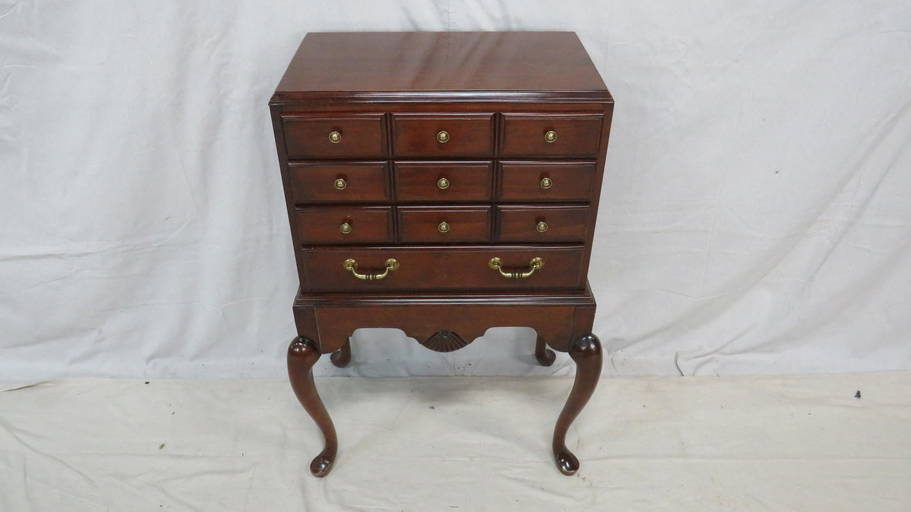 Traditional Cherry Thomasville Silverware Chest