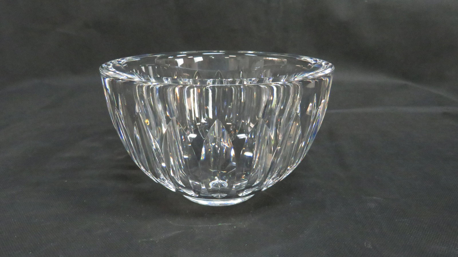 Sven Palmqvist by Orrefors Bowl: Sven Palmqvist by Orrefors Bowl in good condition, Makers Mark on Bottom, 4.5''H x 7.5''W