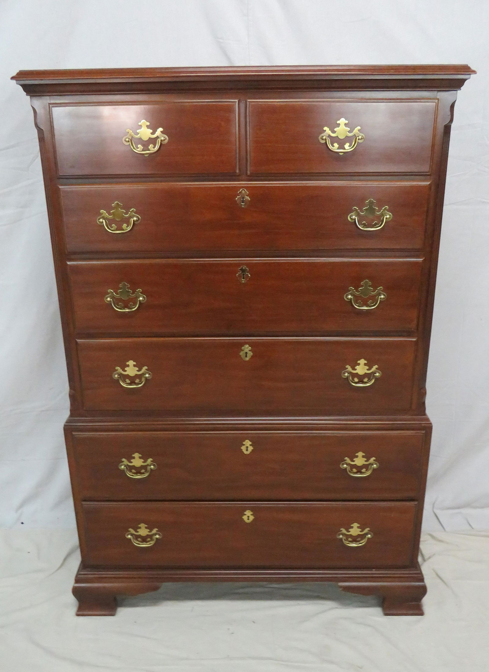 Vintage Drexel Traditional Cherry Chest on Chest (1 of 9)
