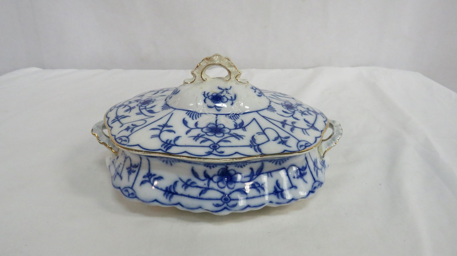 Antique Blue & White Tureen Copenhagen Pattern (1 of 5)