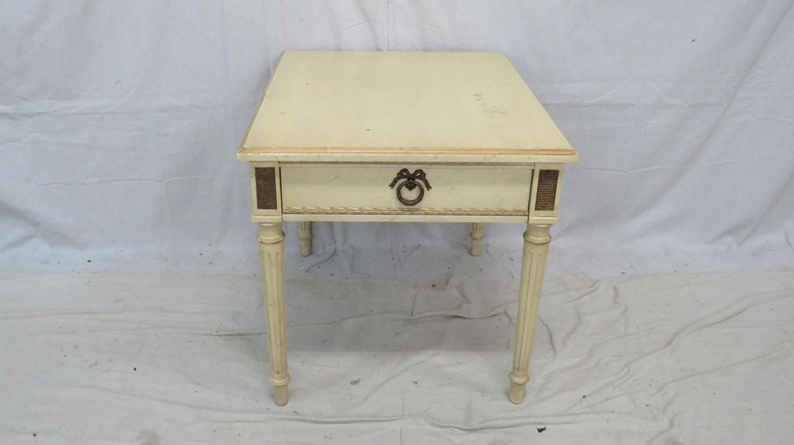 Hickory Chair Co Regency End Table (1 of 6)