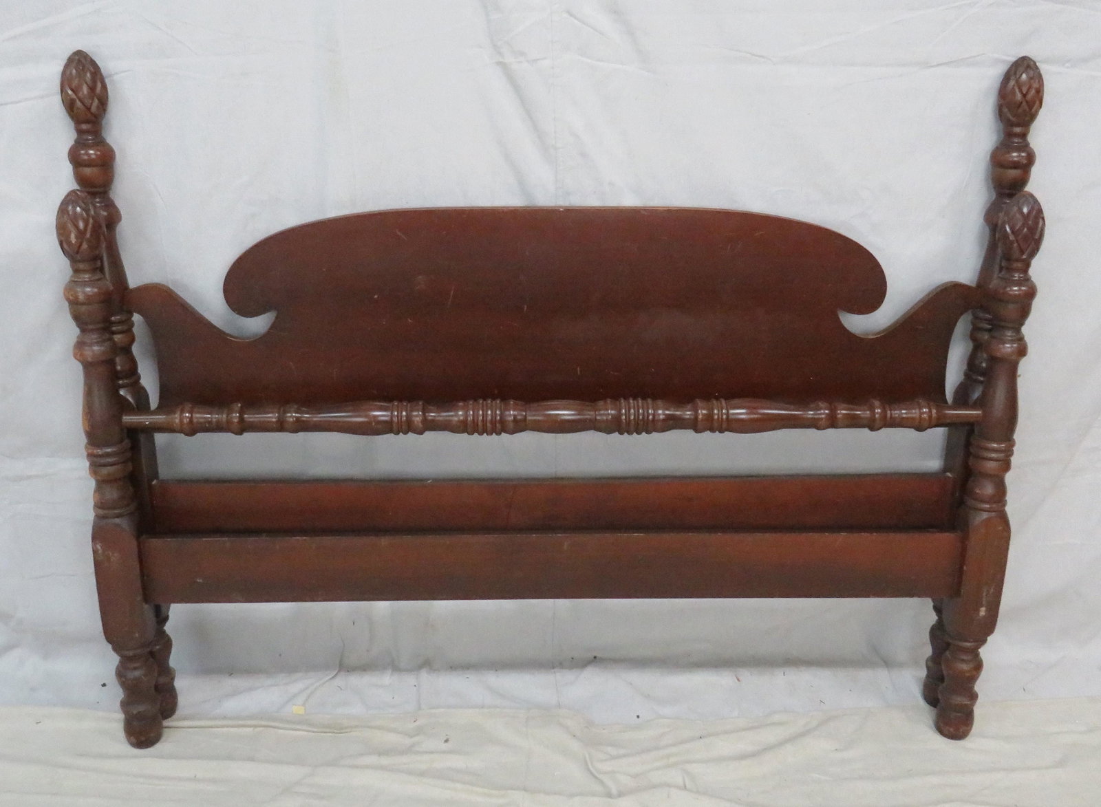 Mahogany Full Size Bed: Mahogany Full Size Bed with Rails in good condition, 44''H