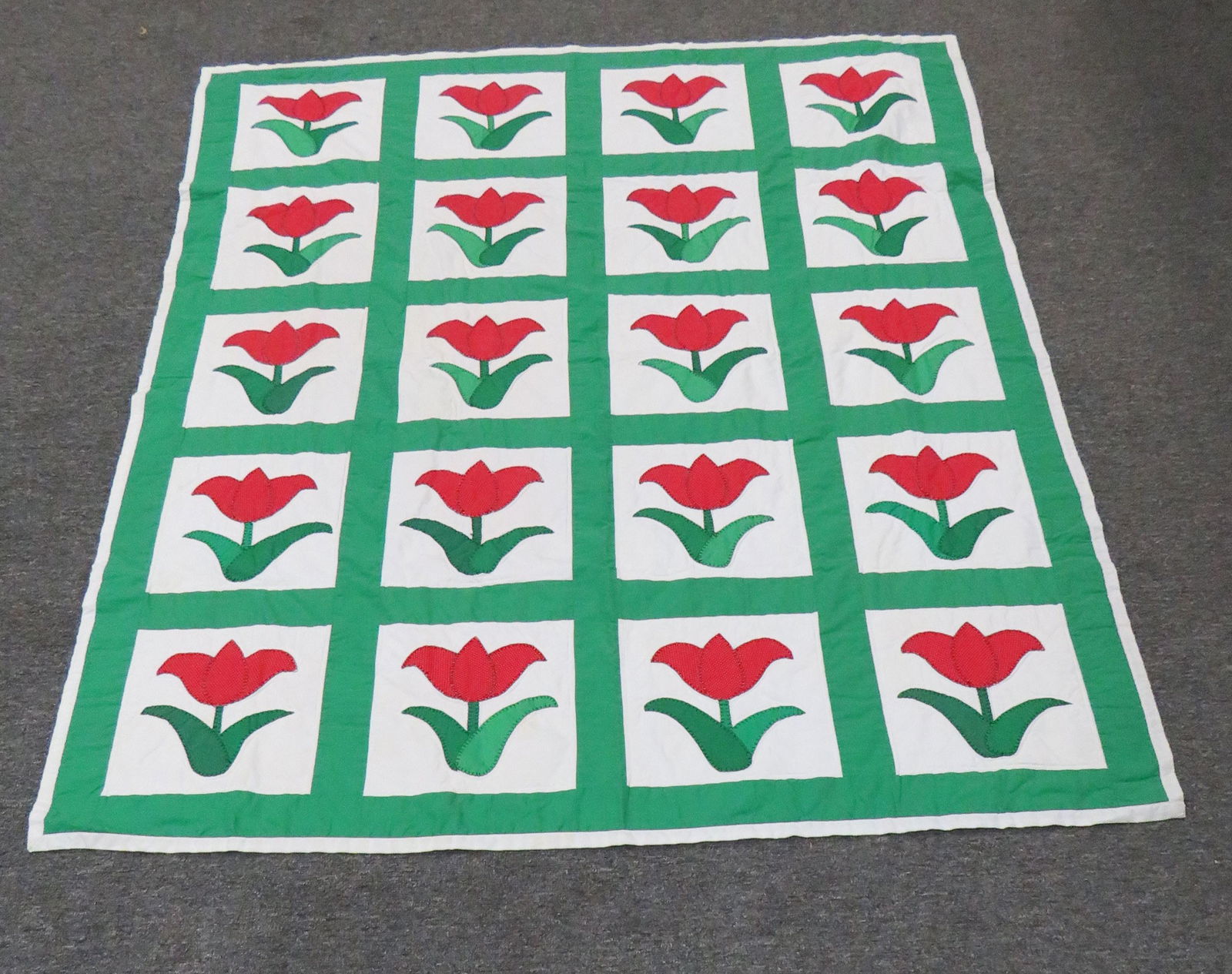 Vintage Hand Made Tulip Quilt (1 of 3)