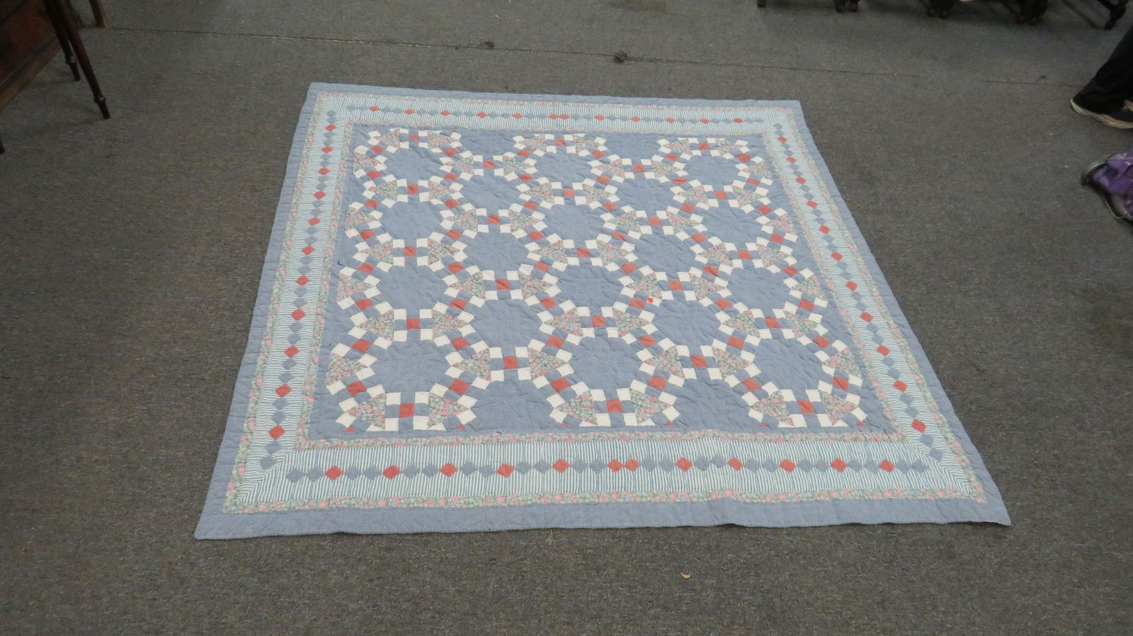 Vintage Hand Made Ring Quilt (1 of 3)