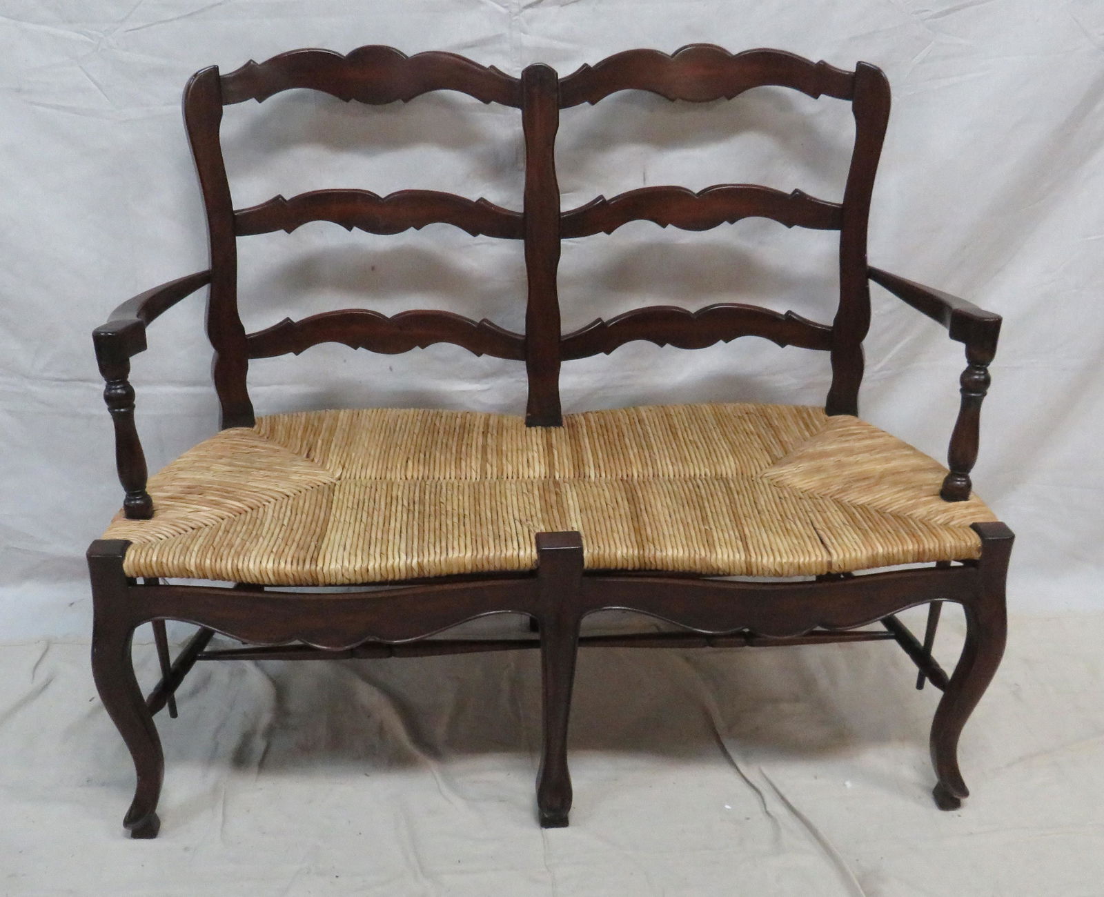 Country French Rush Bottom Bench (1 of 6)