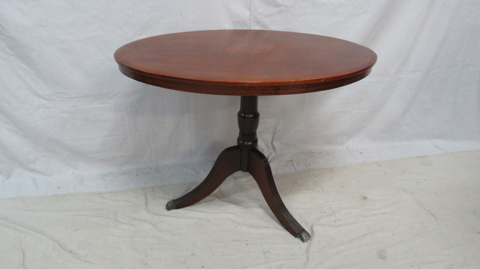 Traditonal Antique Center Table (1 of 7)
