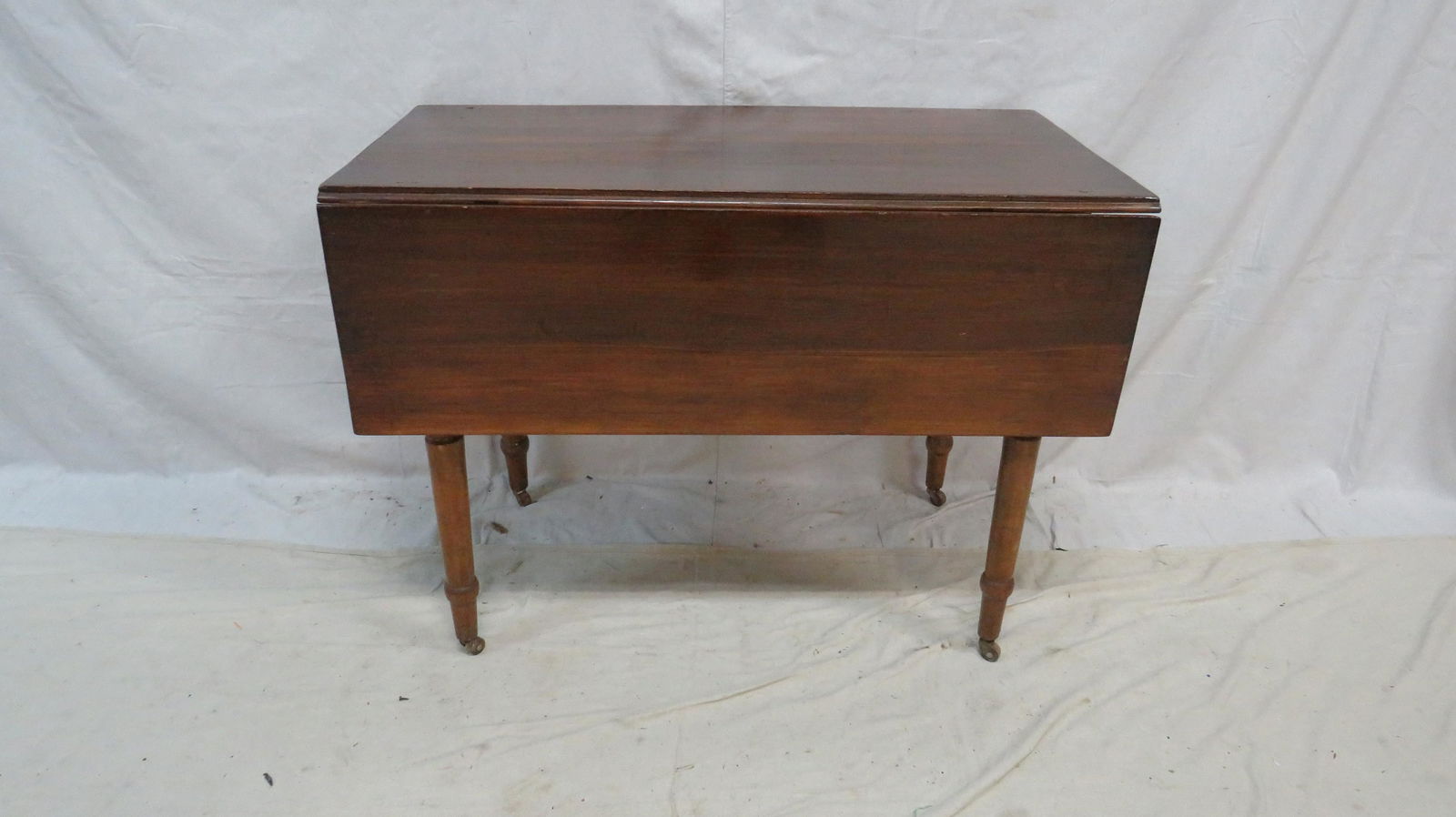 Antique Drop Leaf Table (1 of 5)