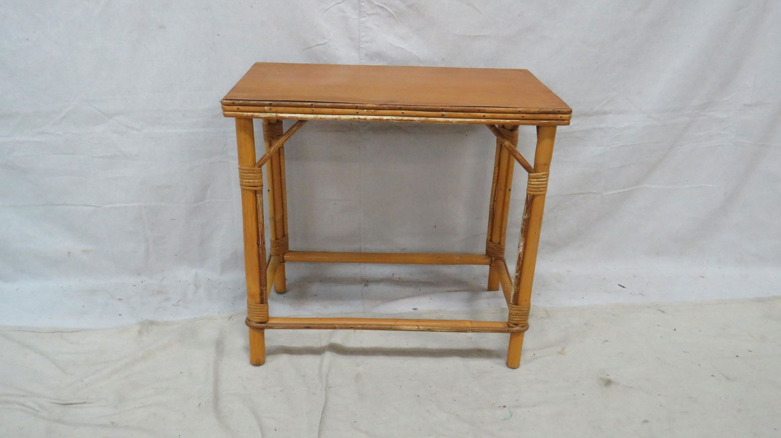 Vintage Mid Century Bamboo End Table (1 of 4)