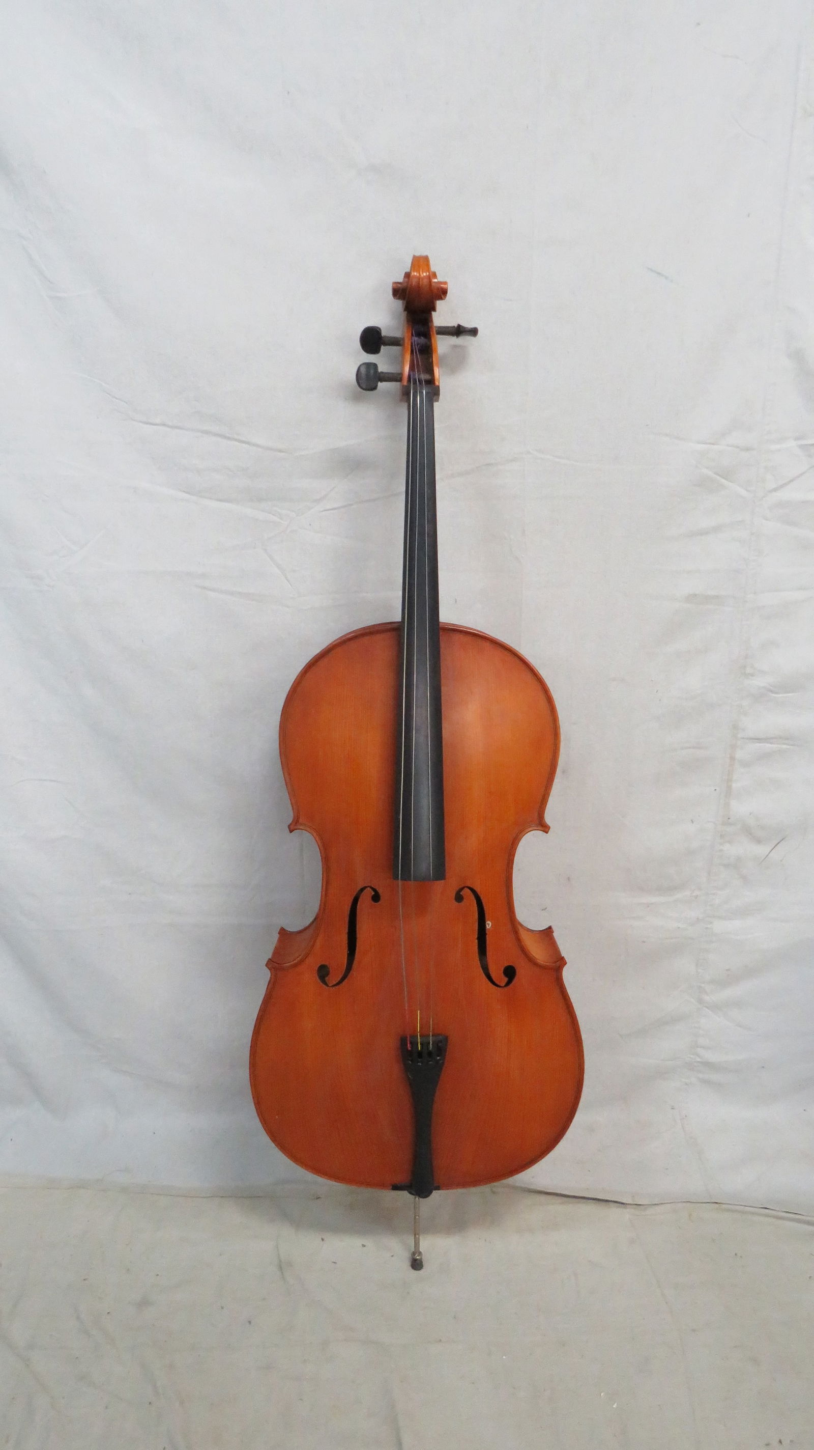 Karl Willhelm Model 33 4/4 Size Cello (1 of 4)