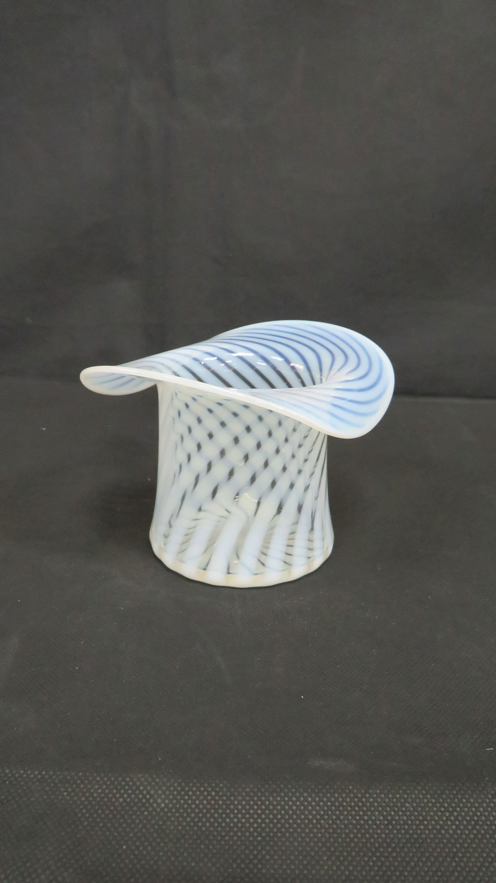 Vintage Fenton French Swirl Opalescent Hat Vase (1 of 3)