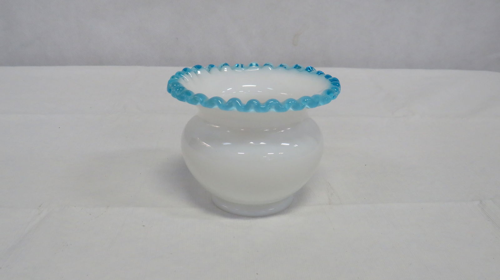 Vintage Fenton Blue Crest Crimped Vase (1 of 3)