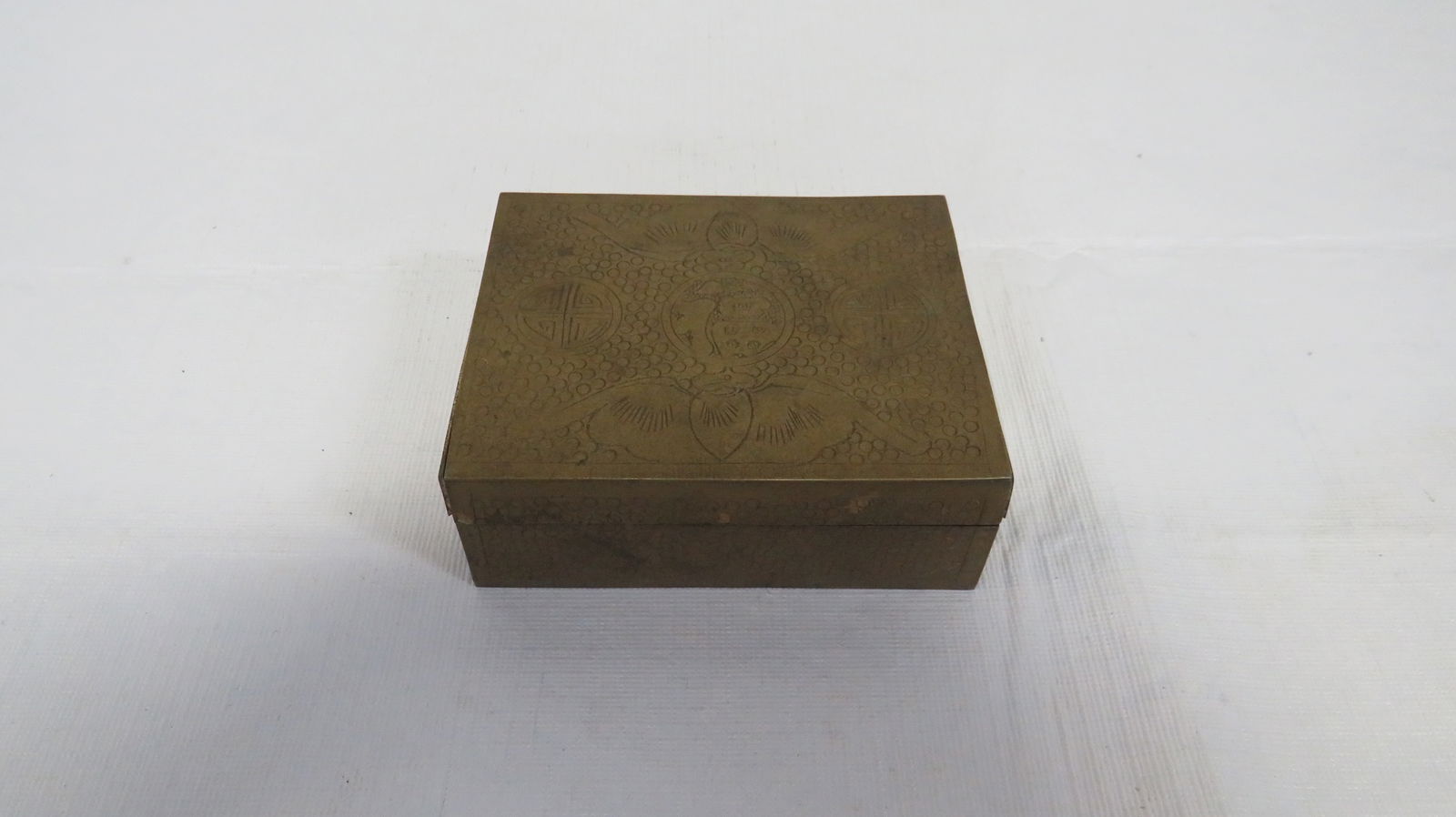 Vintage Antique Chinese Brass Engraved Box (1 of 6)