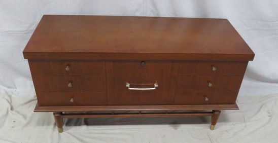 Mid Century Modern Cavalier Cedar Lined Chest