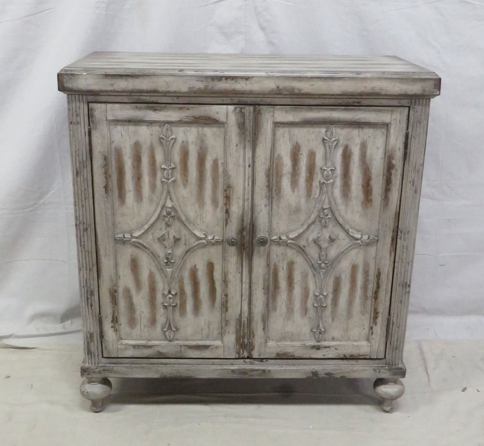 Chatelet Console Cabinet by Hooker Furniture (1 of 4)