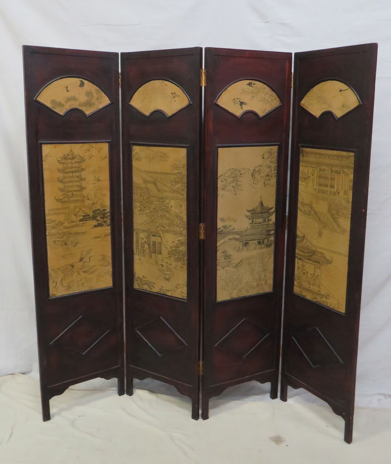 Vintage Red Lacquer 4 Panel Chinese Screen (1 of 9)