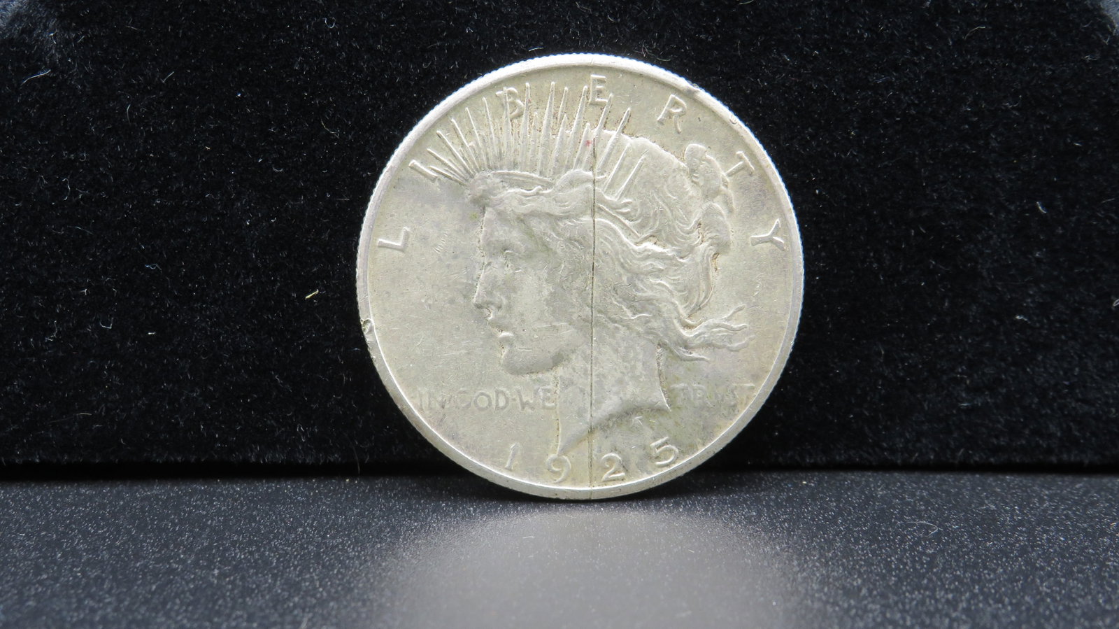 1925 Peace Silver Dollar: 1925 Peace Silver Dollar