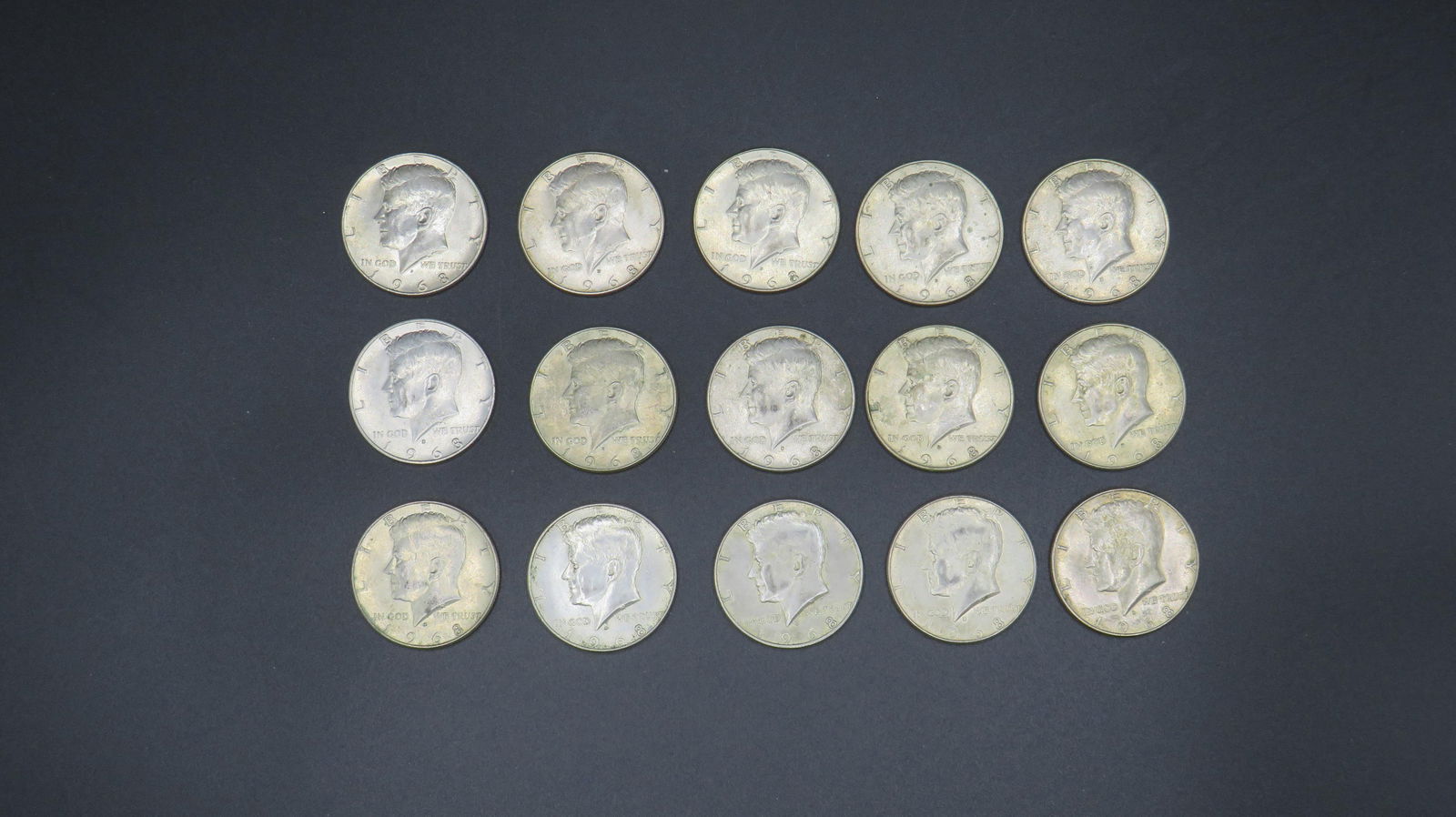 15 1968 Kennedy Half Dollars 40% Silver (1 of 2)