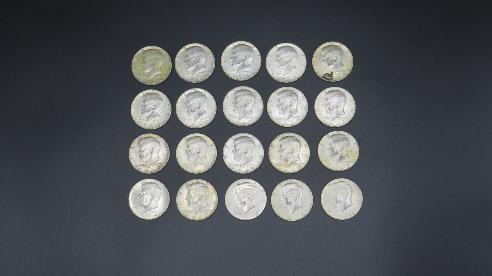 20 Kennedy Half Dollars 40% Silver Mixed Dates (1 of 2)