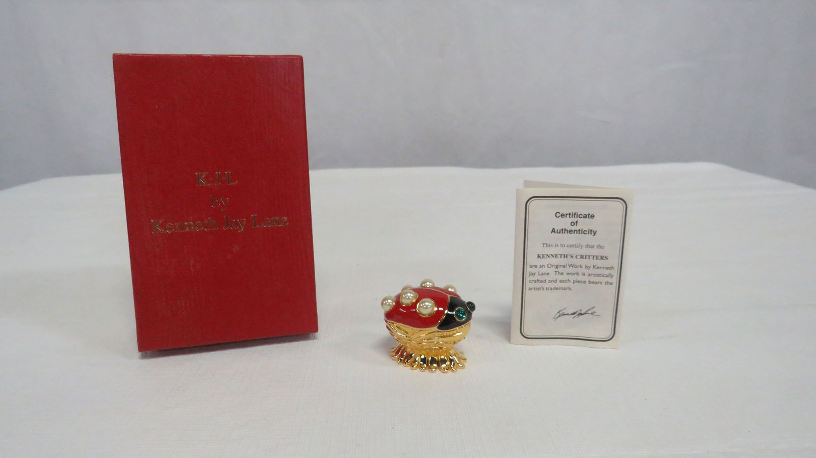 Kenneth Jay Lane Lady Bug Brooch Trinket Box (1 of 4)