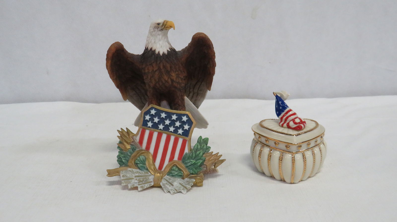 Vintage Lenox Porcelain Patriotic Pieces (1 of 7)