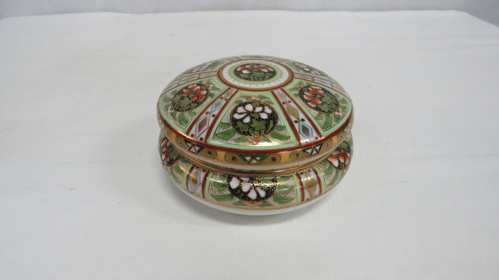 Antique Japanese Noritake Porcelain Powder Jar (1 of 5)