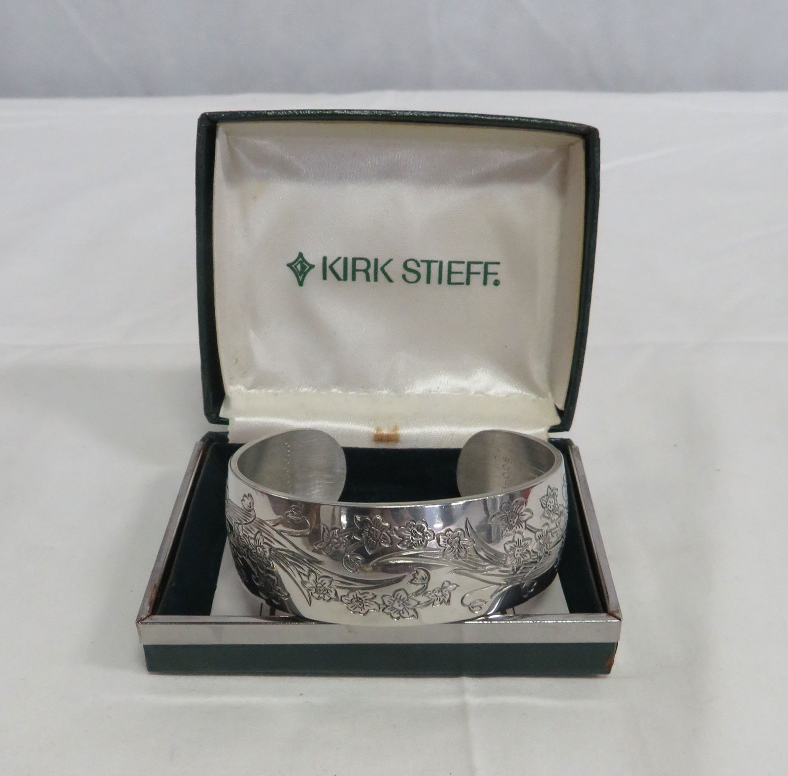 Vintage Stieff Etched Pewter Cuff Bracelet: Vintage Stieff Etched Pewter Cuff Bracelet in good condition. Narcissus floral etched design. Original box.