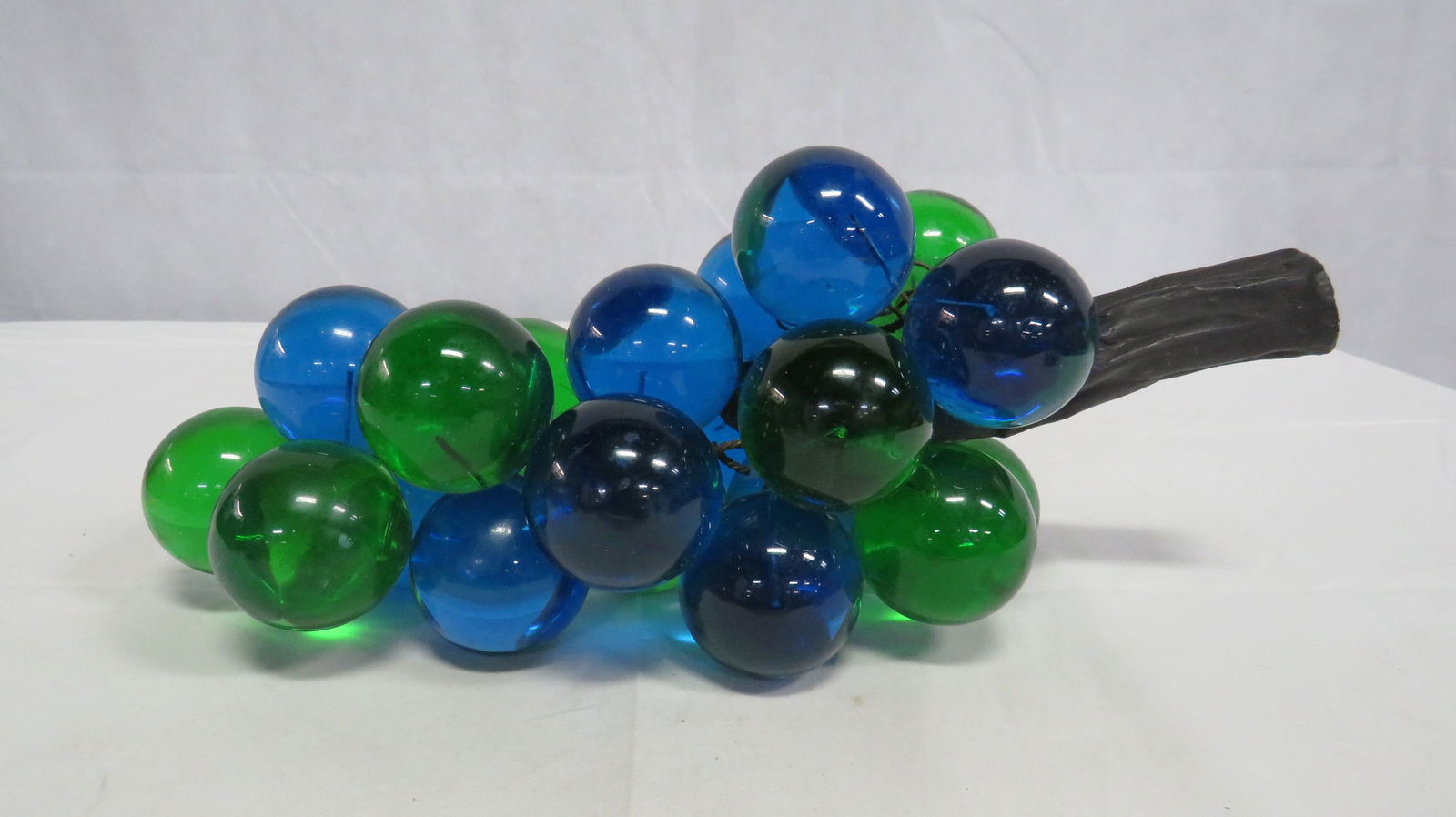 MCM Lucite Decorative Grape Cluster (1 of 3)