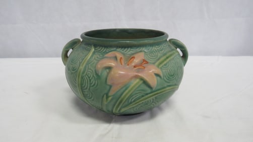 Roseville Art Pottery Zephyr Lily 2 Handle Vase