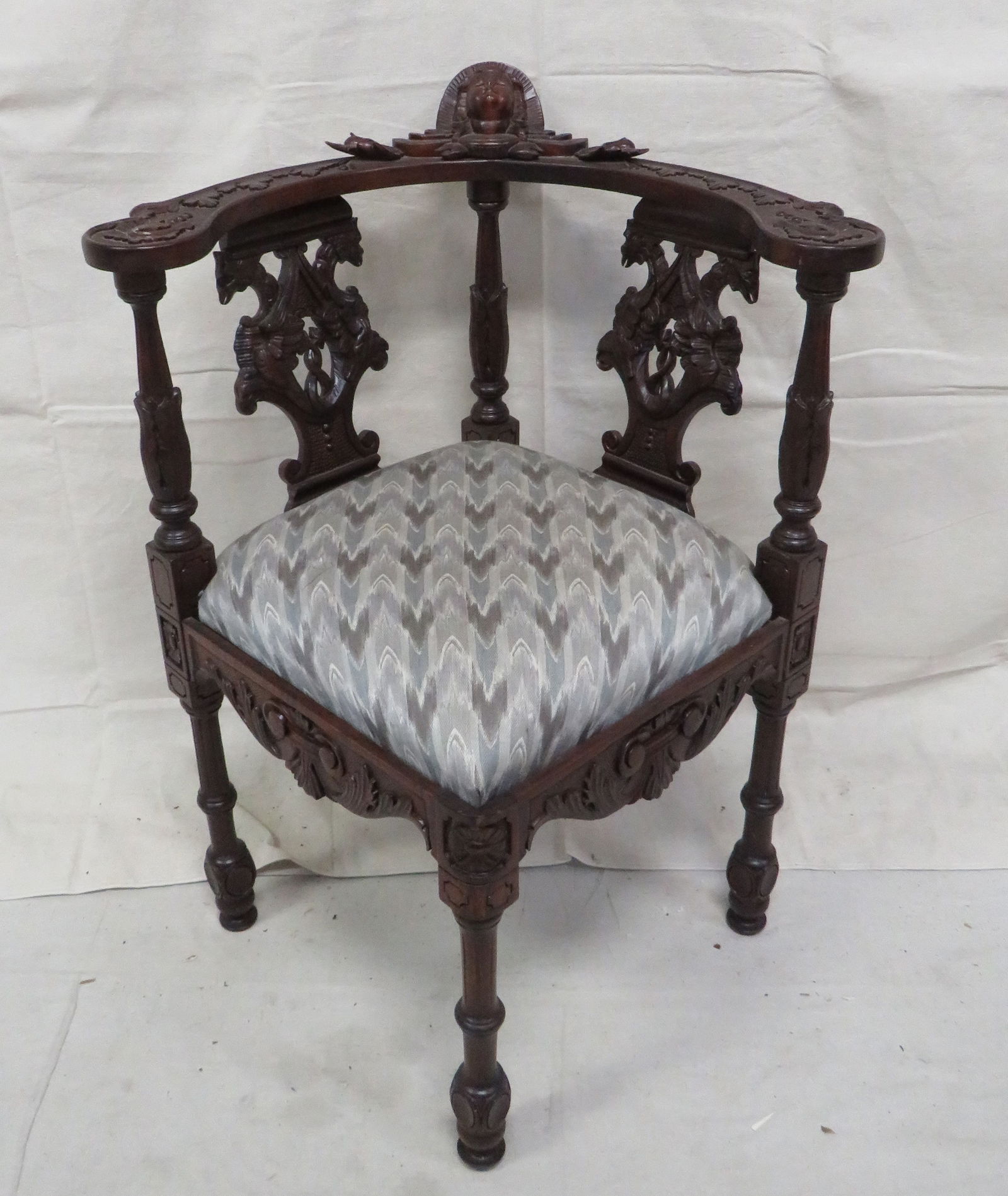 Vintage Mahogany Carved Corner Chair: Vintage Mahogany Carved Corner Chair in good condition, 34.5''H x 26''W x 26''D