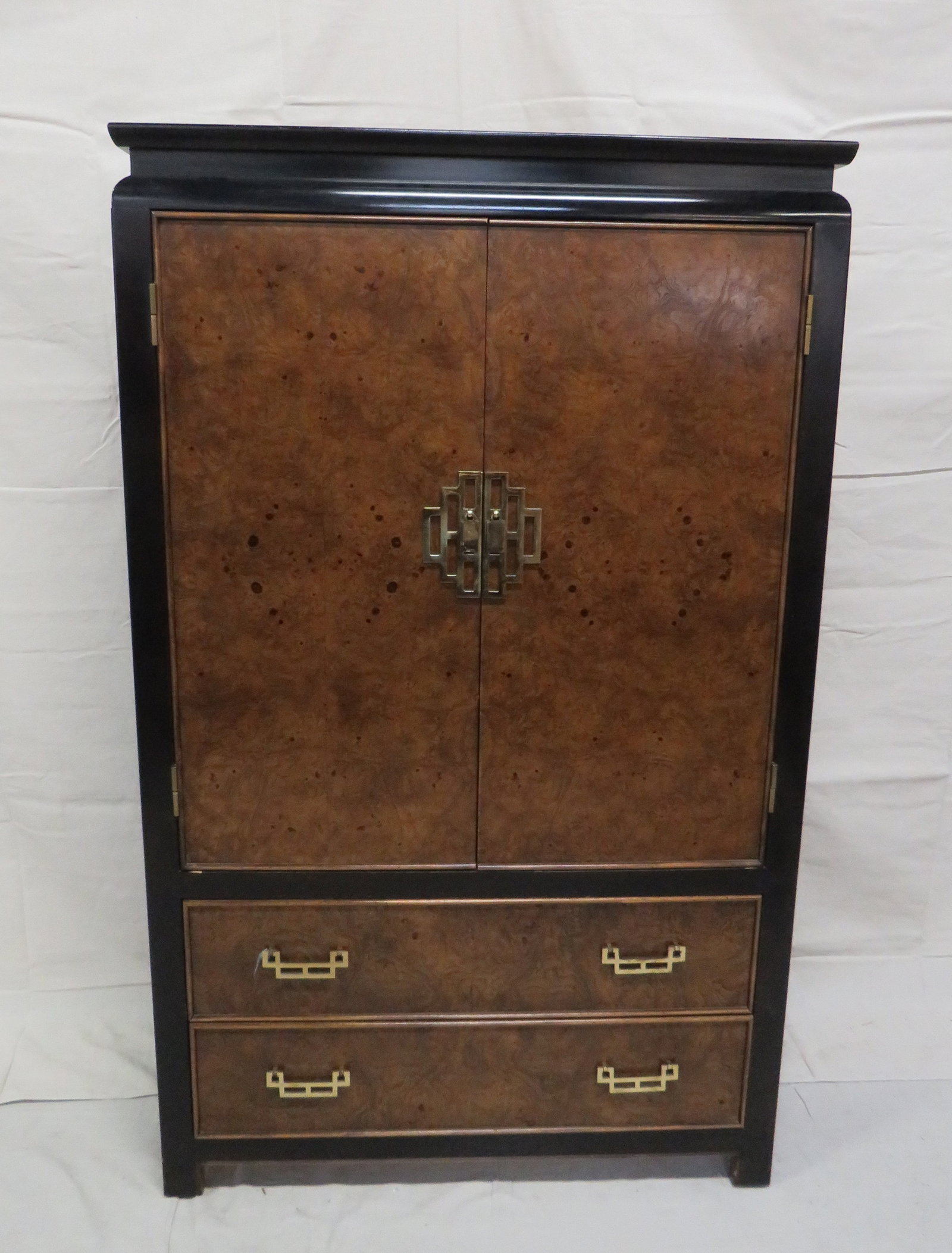 Vintage Chinoiserie Century Chin Hua Armoire: Vintage Chinoiserie Century Chin Hua Armoire by Raymond Sabota in good condition, Fitted Interior, Dovetailed Drawers with Brass Hardware, 62.5''H x 38''W x 18.5''D
