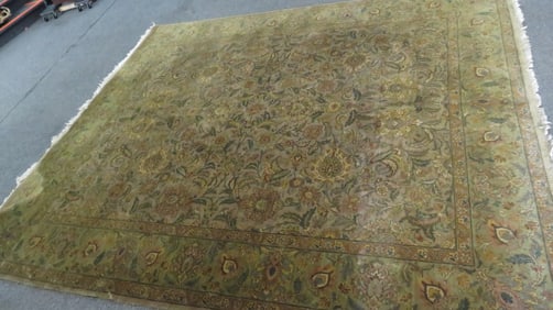 Good Quality Wool 8' x 9'4'' Rug