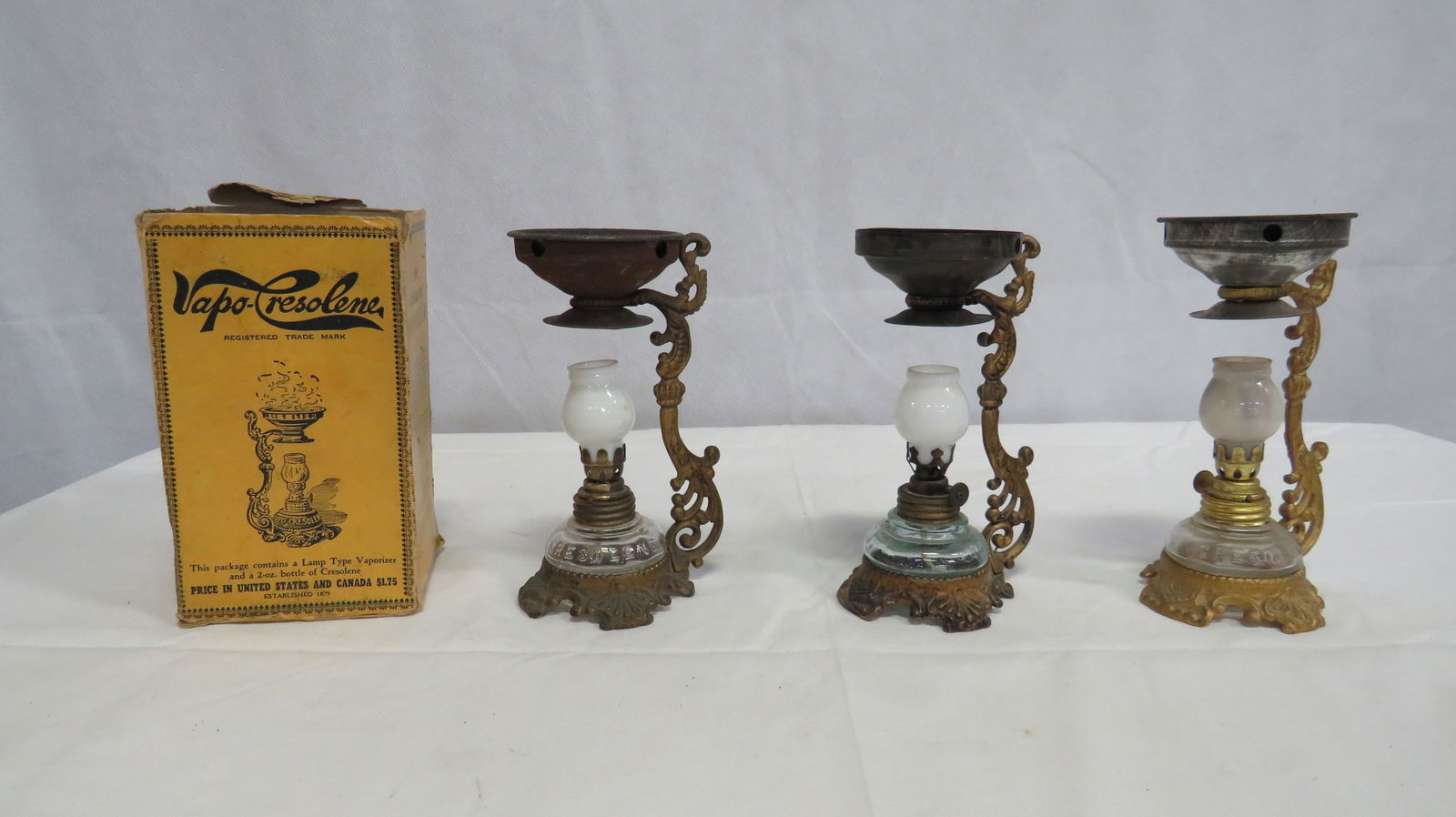 3 Vapo-Cresolene Lamp Vaporizer in Box (1 of 5)